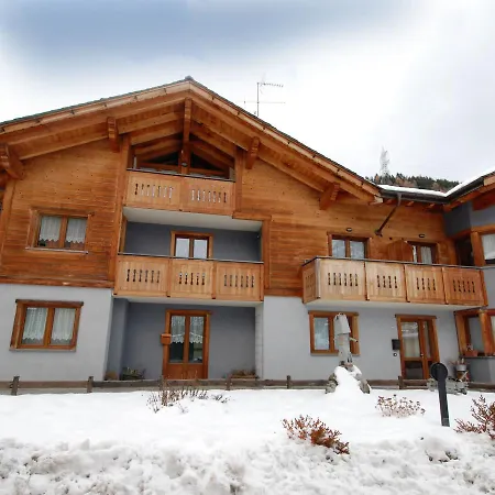 Locazione Turistica Casa Fumarogo.1 Apartment *